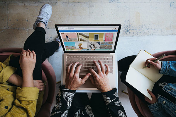 How to Sell Your Boss on Influencer Marketing Software [+ Downloadable Pitch Deck] 1