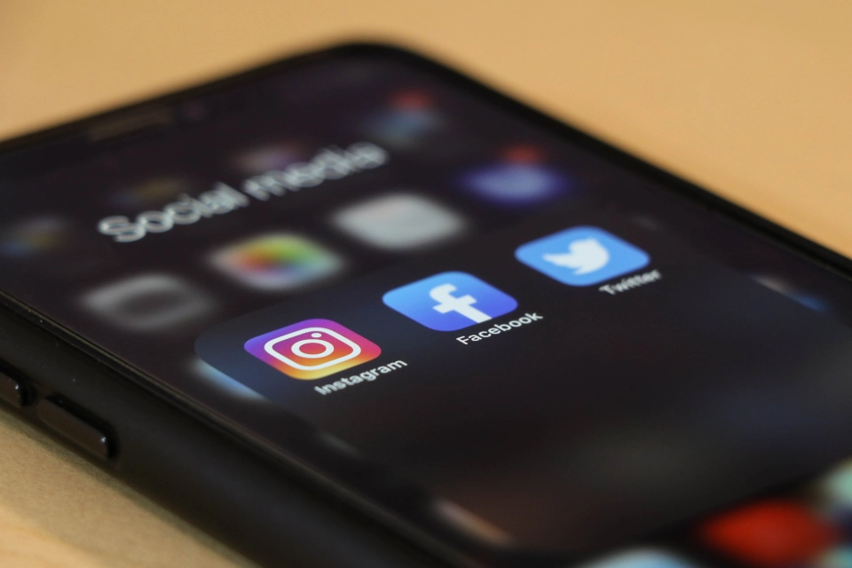 What Is the Best Time to Post on Social Media in 2024? A Complete Guide for Your Week 3